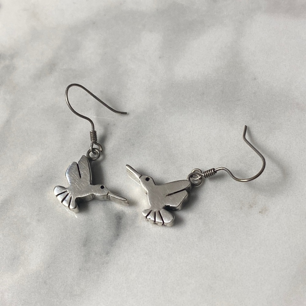 Native‎ American 925 sterling silver Hummingbird Hollow form earrings.